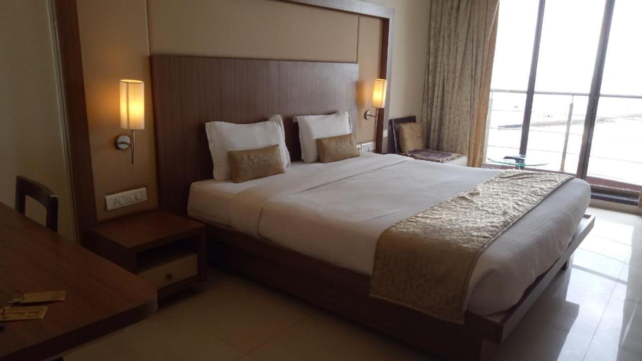 Hotel Sea Fans Ratnagiri Exterior photo